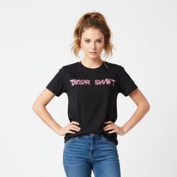 Taylor Swift Tops - Taylor Swift 1989 Tour T-shirt - Small